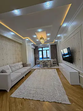 Satılır 2 otaqlı mənzil 83 m²