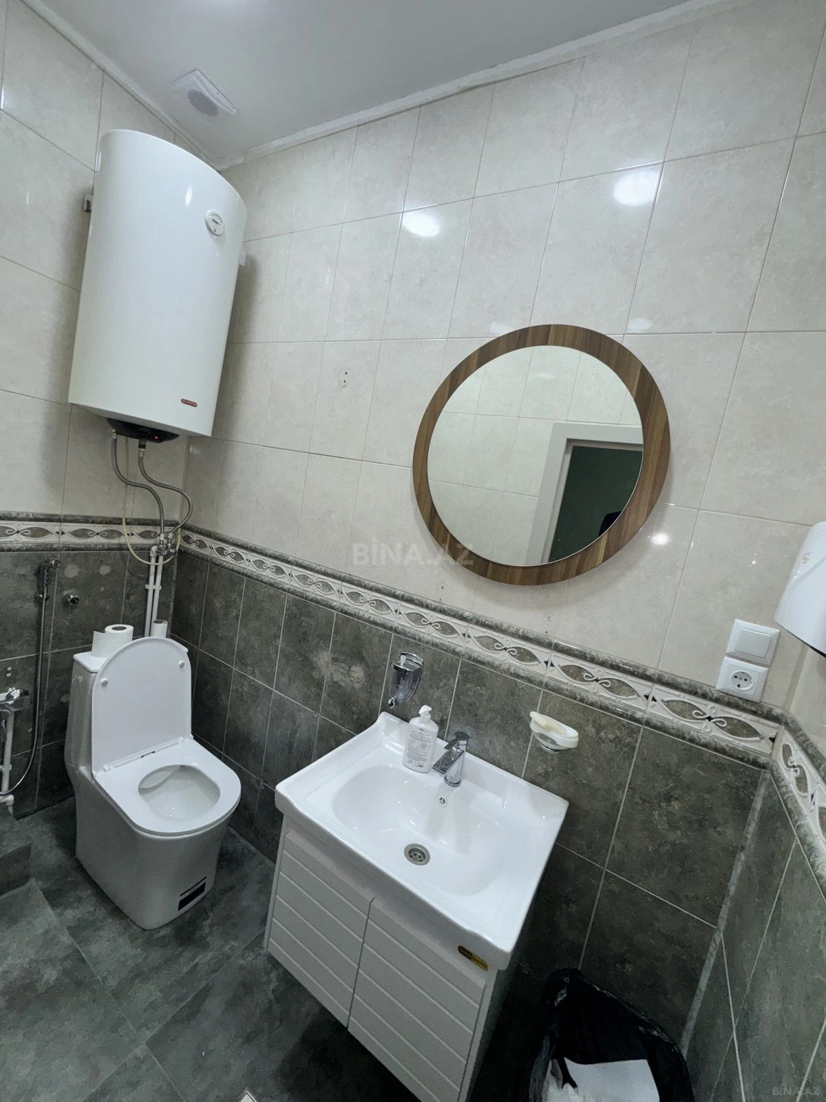 Kirayə verilir 1 otaqlı ofis 45 m²
