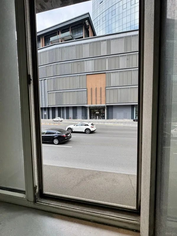 Kirayə verilir 5 otaqlı ofis 178 m²