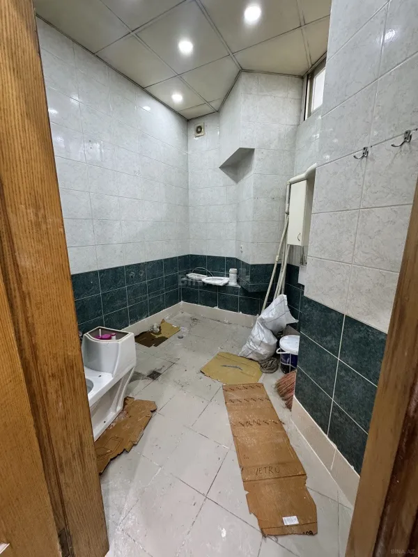 Kirayə verilir 5 otaqlı ofis 178 m²