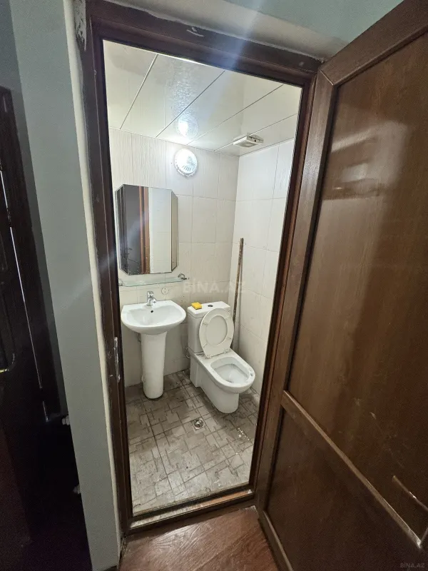 Kirayə verilir 5 otaqlı ofis 178 m²