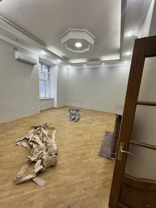 Kirayə verilir 5 otaqlı ofis 178 m²
