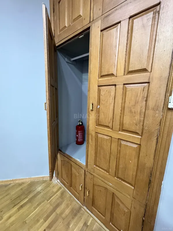 Kirayə verilir 5 otaqlı ofis 178 m²