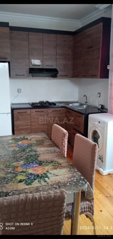 Kirayə verilir 2 otaqlı mənzil 60 m²