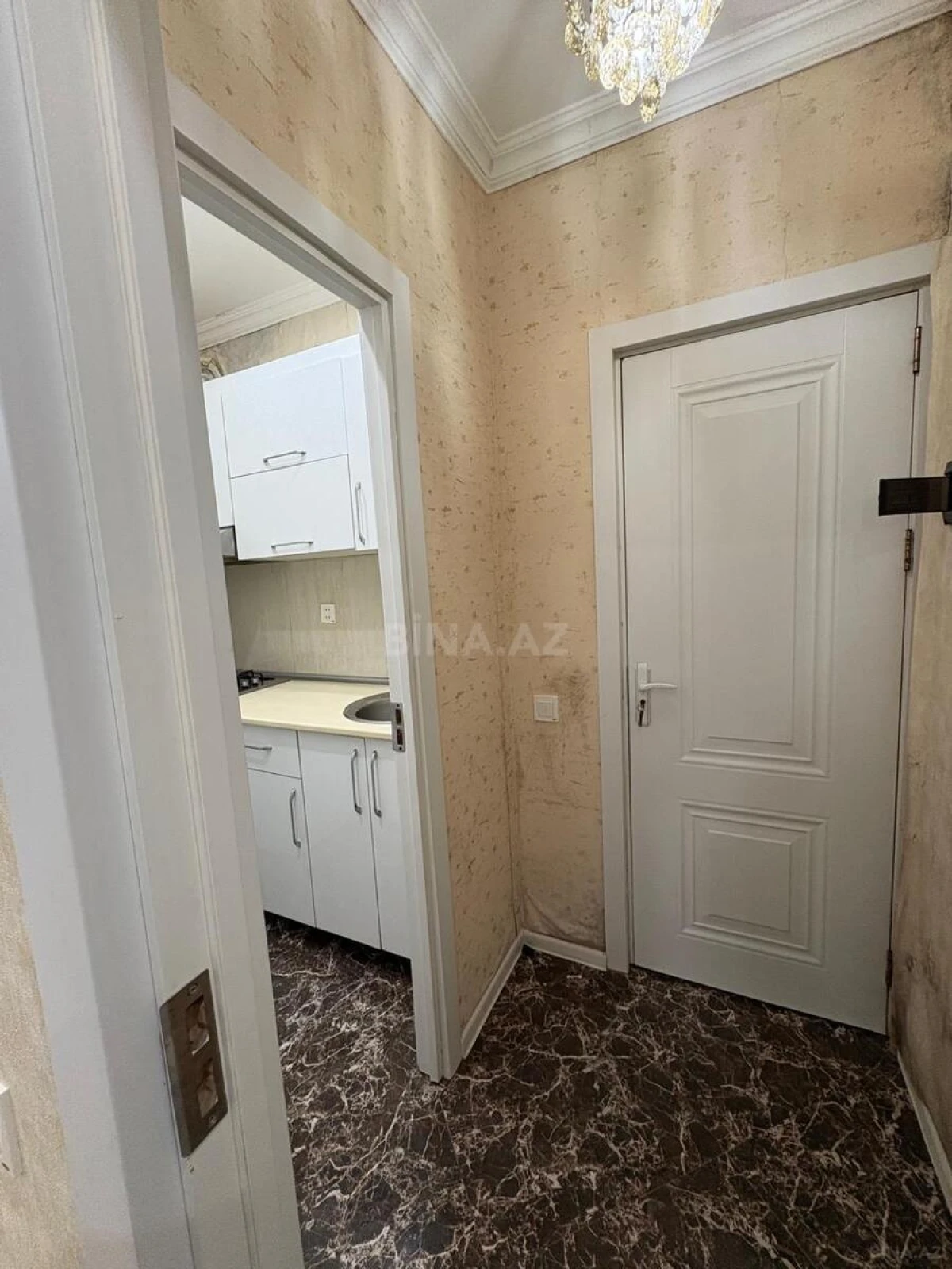 Satılır 1 otaqlı mənzil 33 m²