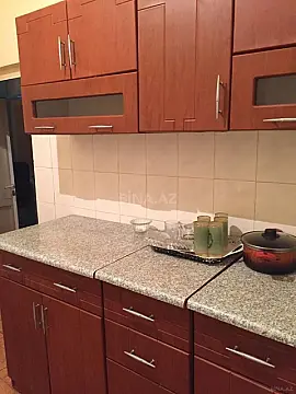 Kirayə verilir 2 otaqlı mənzil 70 m²