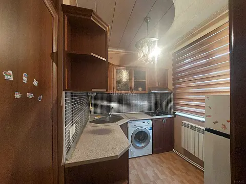 Kirayə verilir 2 otaqlı mənzil 45 m²