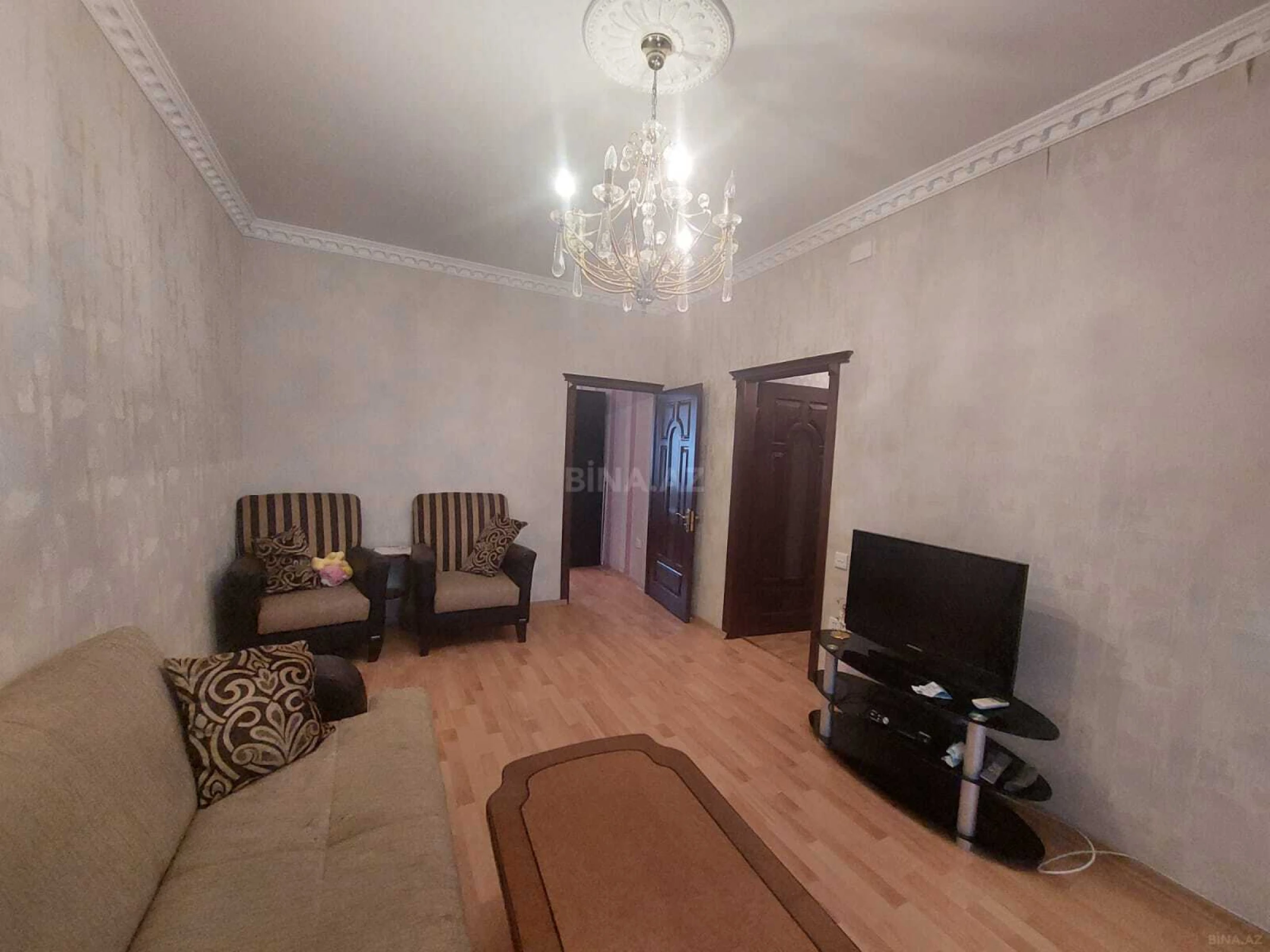 Kirayə verilir 2 otaqlı mənzil 45 m²