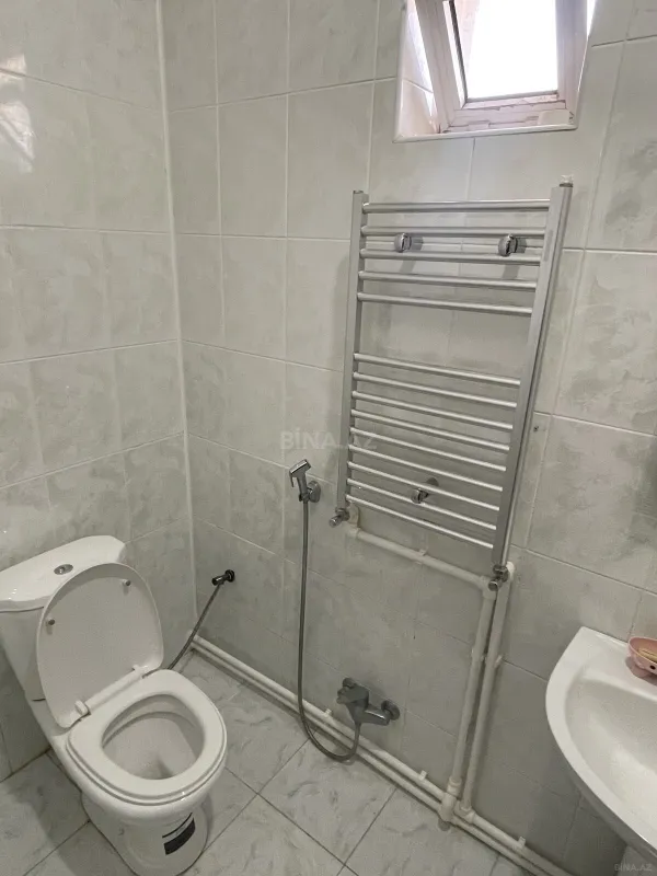 Kirayə verilir 6 otaqlı həyət evi 350 m²