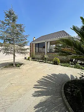 Kirayə verilir 6 otaqlı həyət evi 350 m²