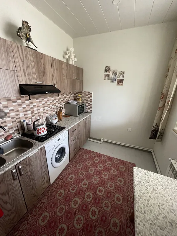 Kirayə verilir 6 otaqlı həyət evi 350 m²