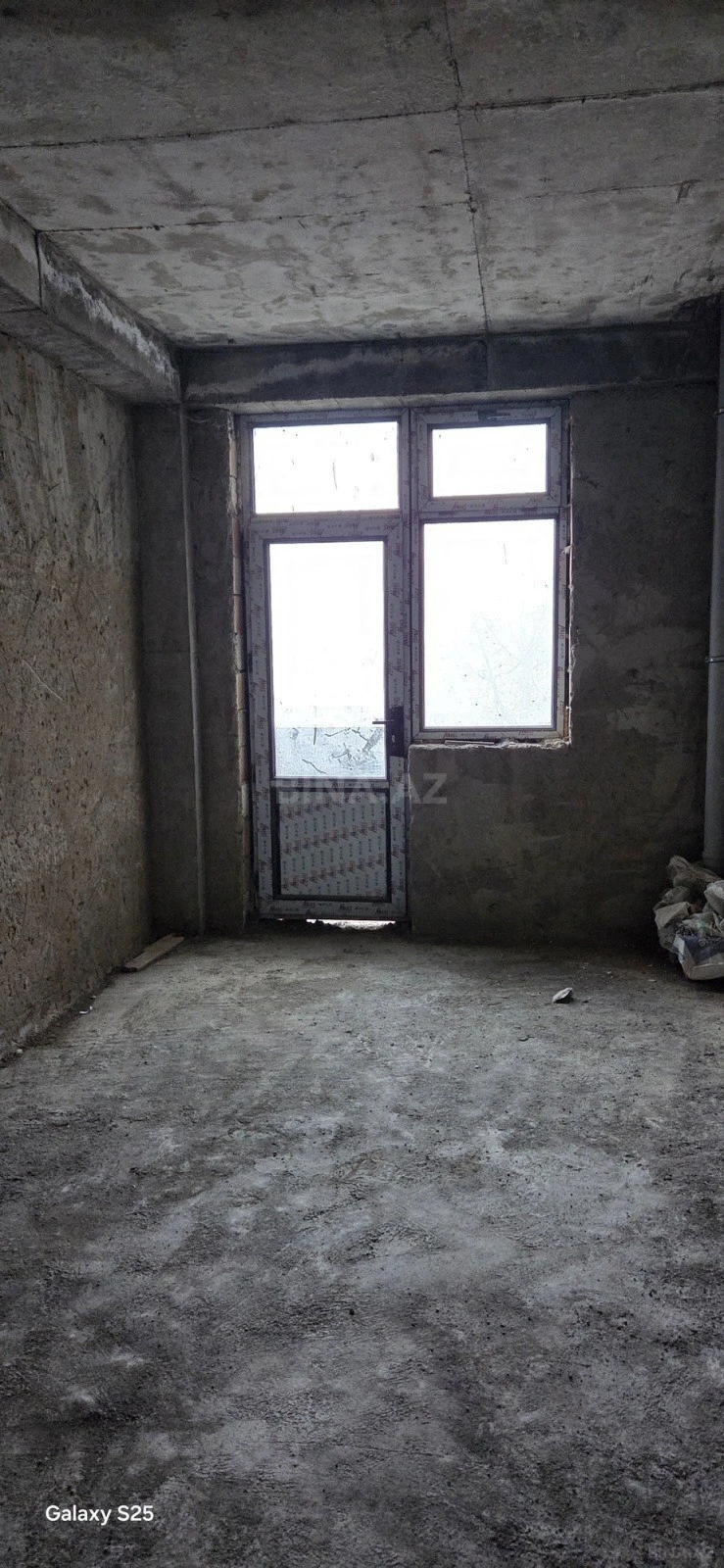 Satılır 1 otaqlı mənzil 58 m²