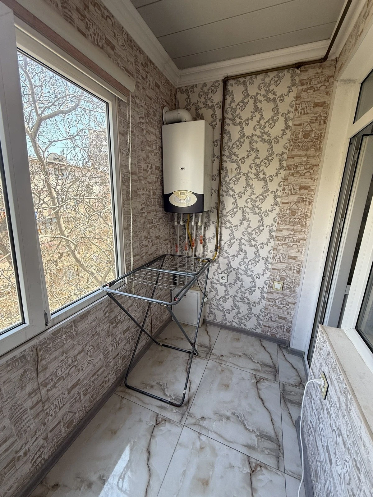 Satılır 1 otaqlı mənzil 35 m²