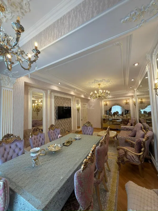 Satılır 3 otaqlı mənzil 141 m²