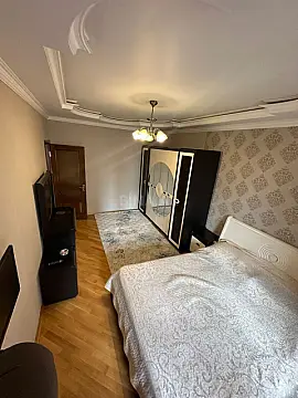 Kirayə verilir 3 otaqlı mənzil 100 m²