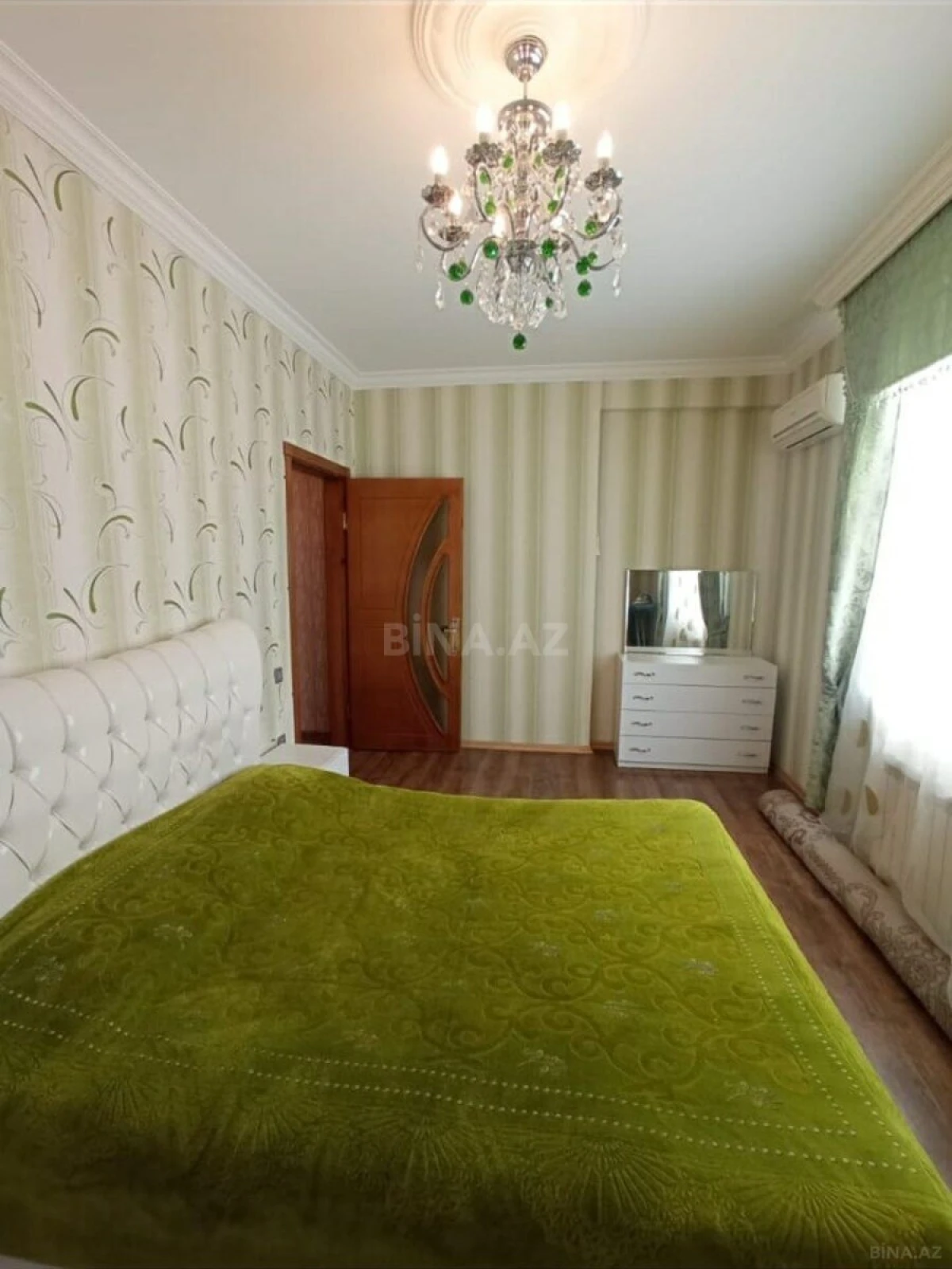 Satılır 2 otaqlı mənzil 85 m²