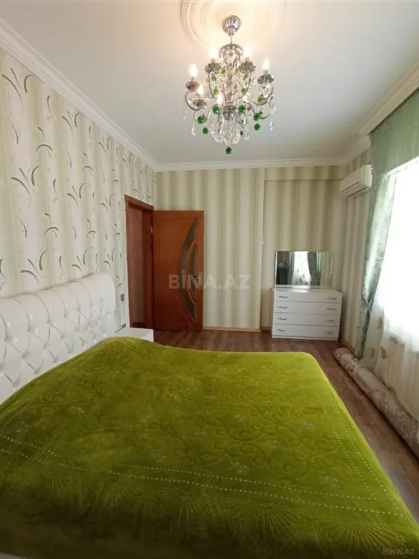 Satılır 2 otaqlı mənzil 85 m²