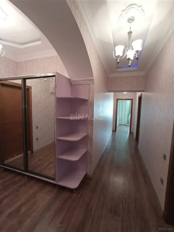 Satılır 2 otaqlı mənzil 85 m²