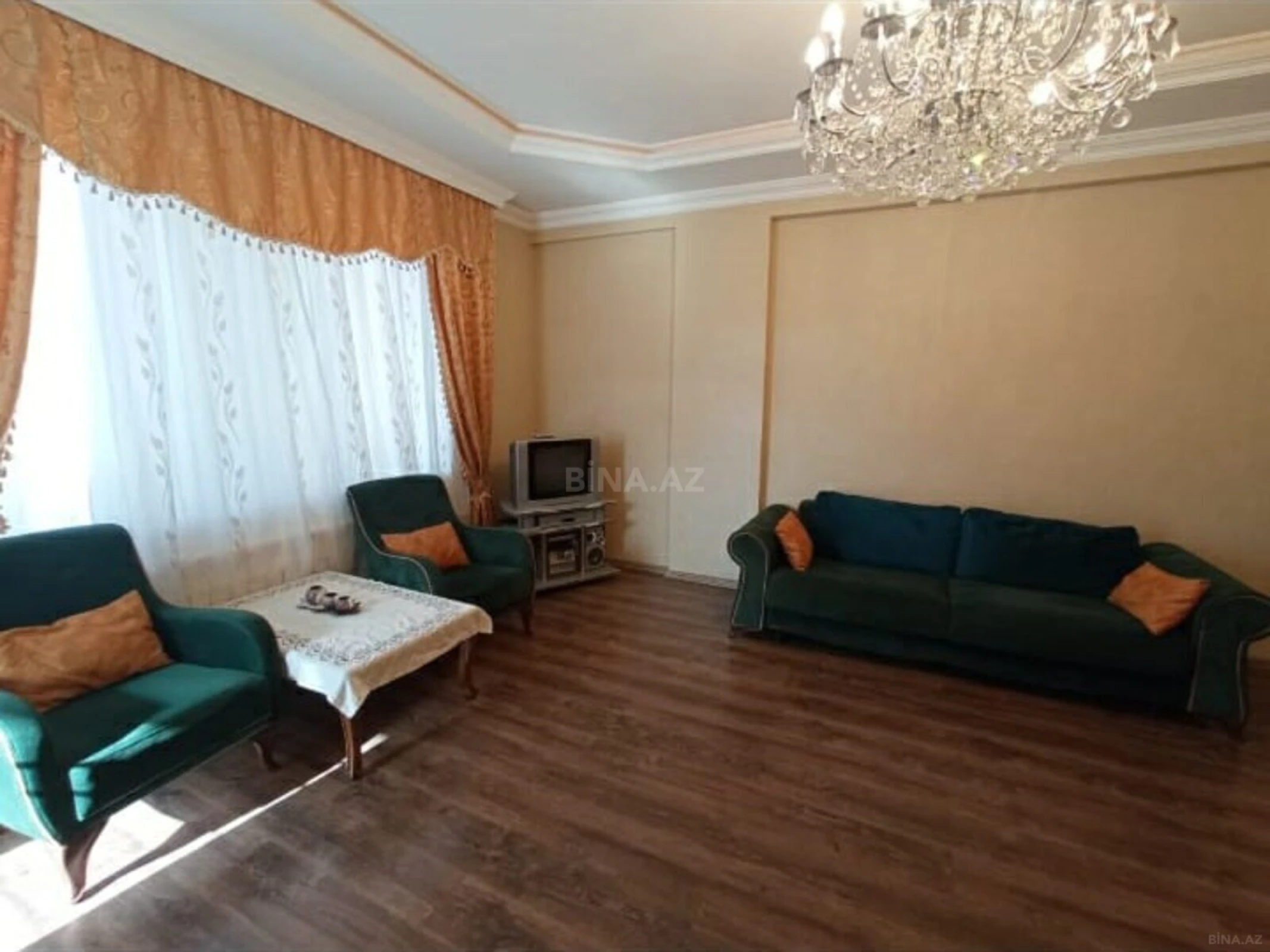 Satılır 2 otaqlı mənzil 85 m²