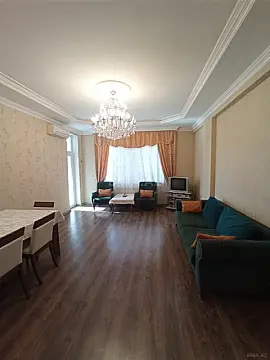 Satılır 2 otaqlı mənzil 85 m²