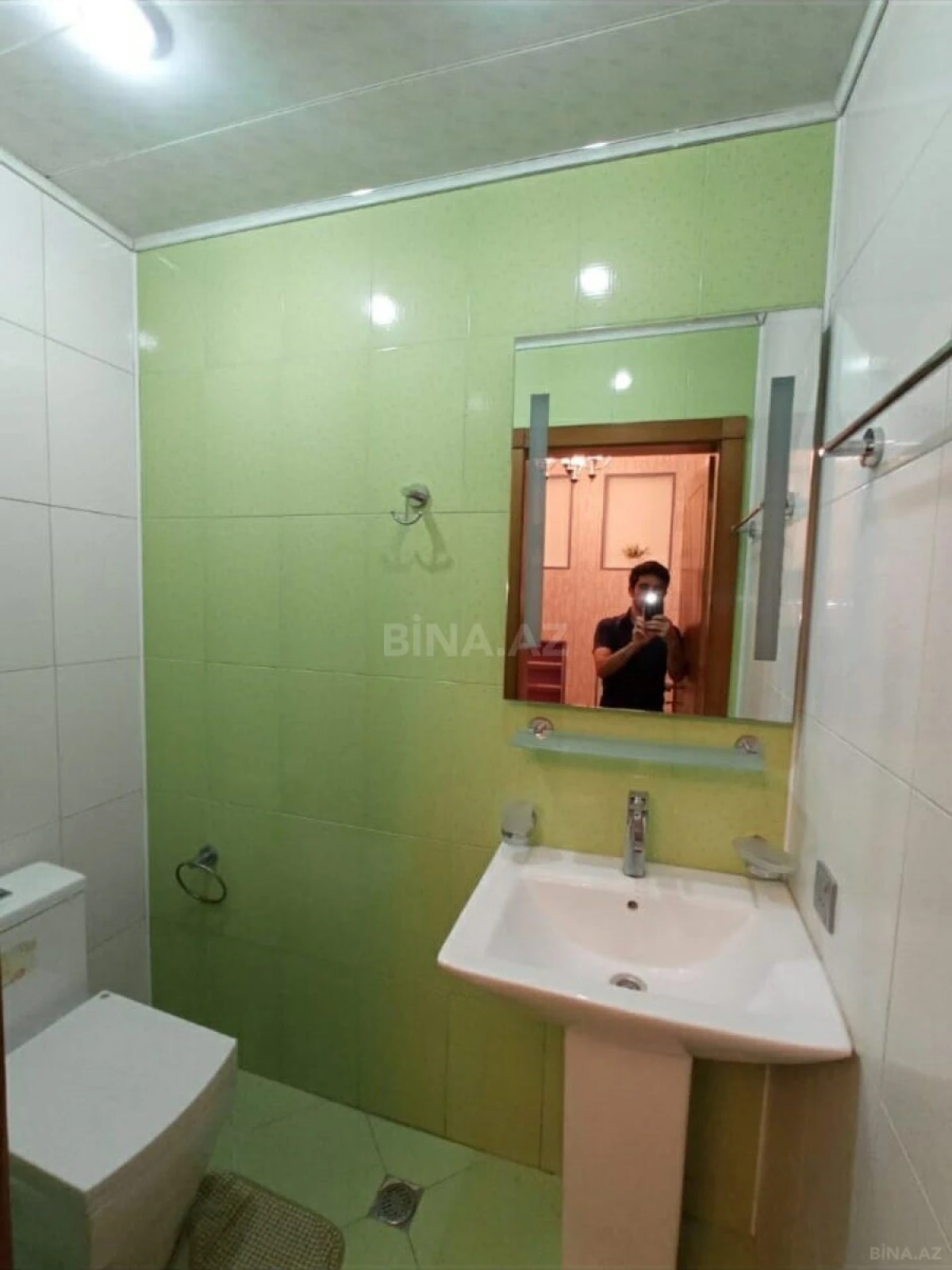 Satılır 2 otaqlı mənzil 85 m²