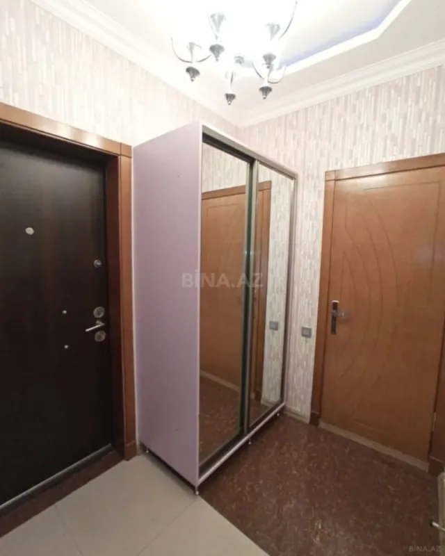 Satılır 2 otaqlı mənzil 85 m²