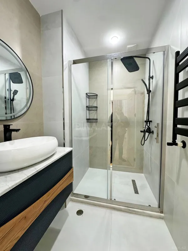 Satılır 3 otaqlı mənzil 105 m²