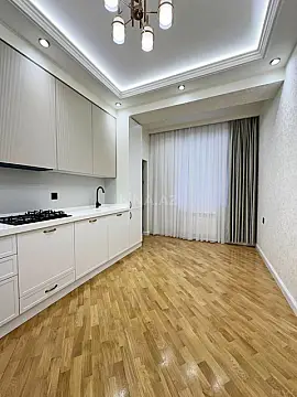 Satılır 3 otaqlı mənzil 105 m²