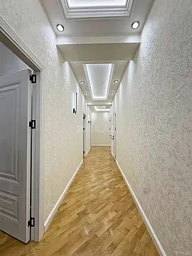 Satılır 3 otaqlı mənzil 105 m²