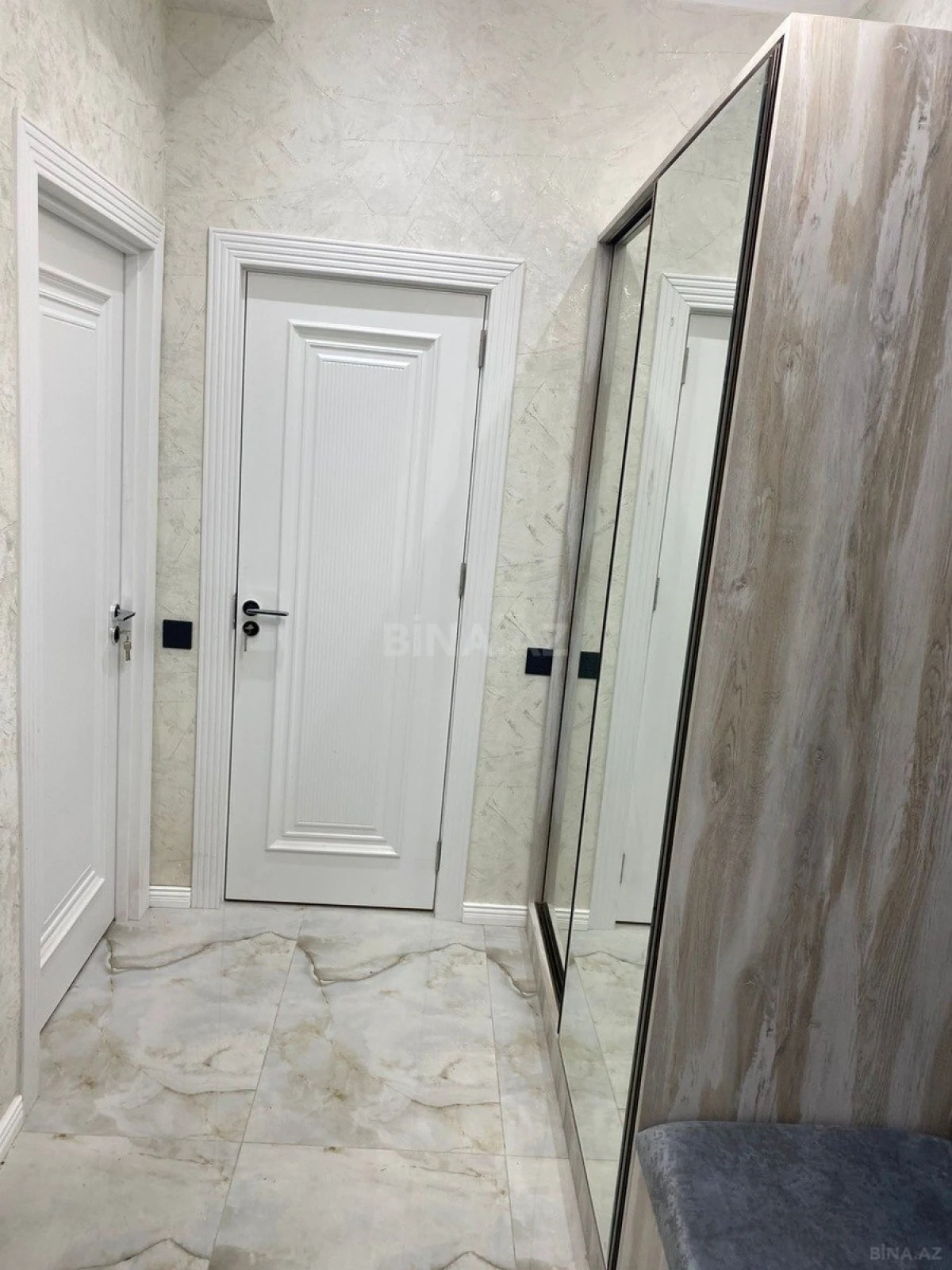Satılır 1 otaqlı mənzil 48 m²