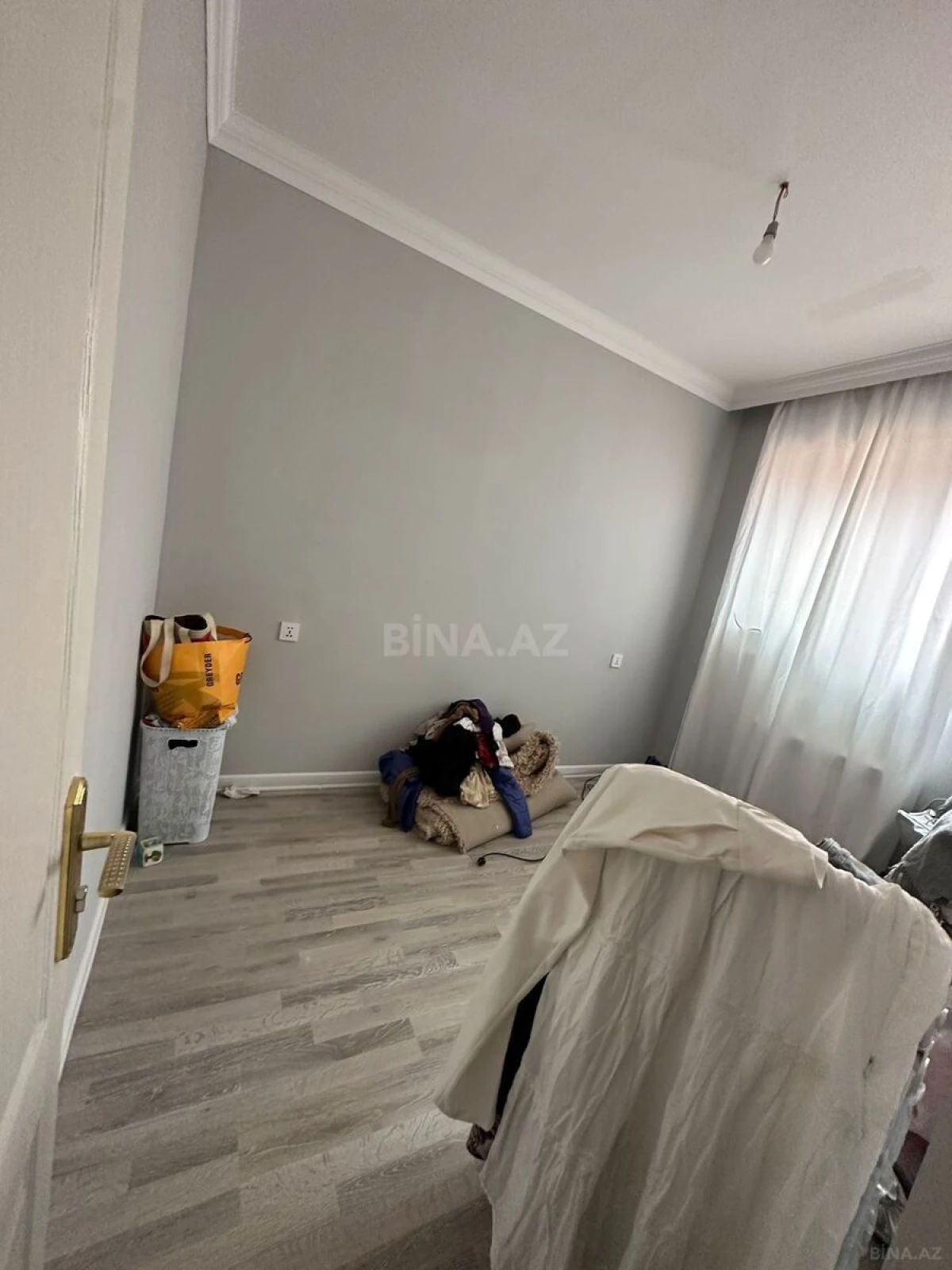 Satılır 4 otaqlı həyət evi 300 m²
