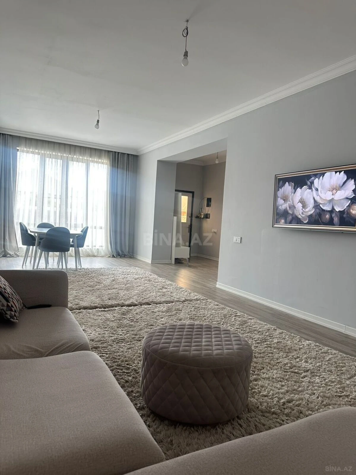 Satılır 4 otaqlı həyət evi 300 m²