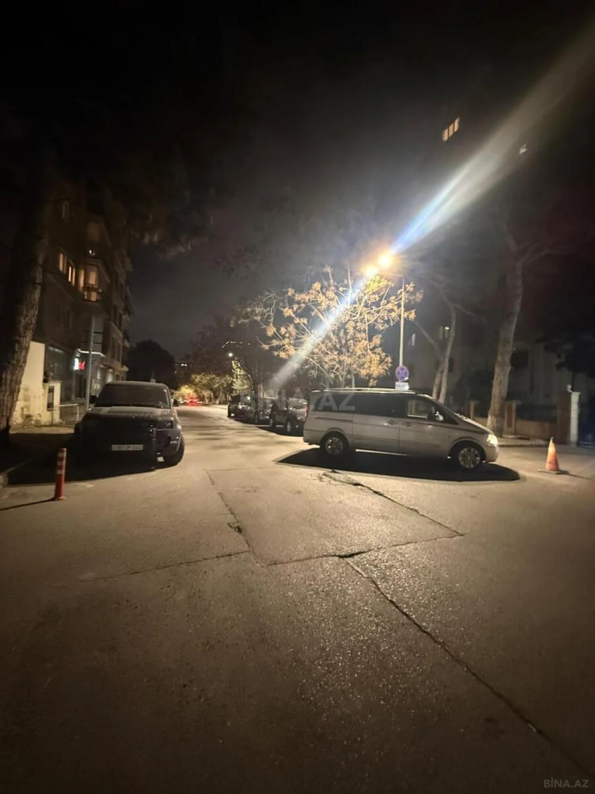 Satılır 4 otaqlı mənzil 100 m²