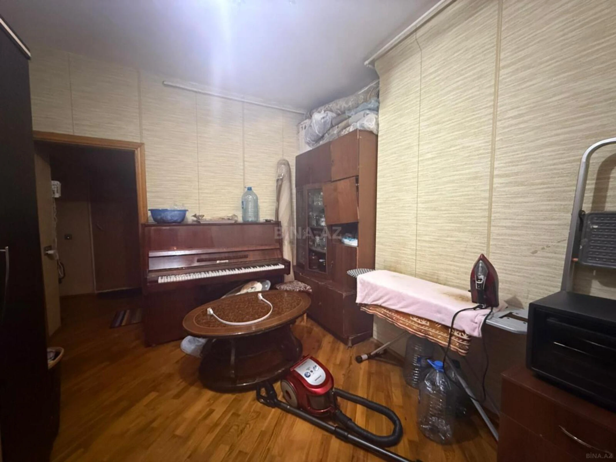 Satılır 4 otaqlı mənzil 100 m²