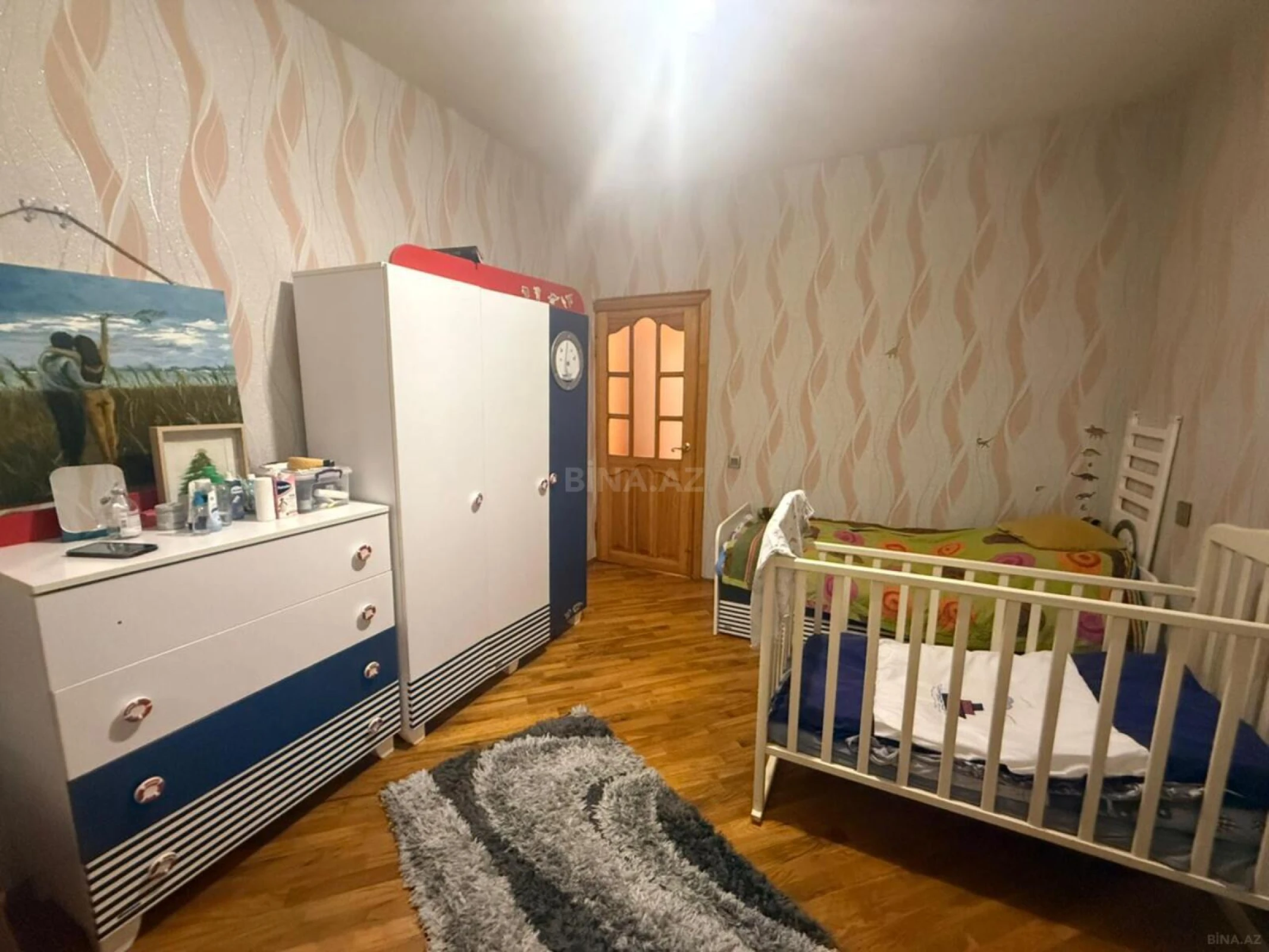 Satılır 4 otaqlı mənzil 100 m²