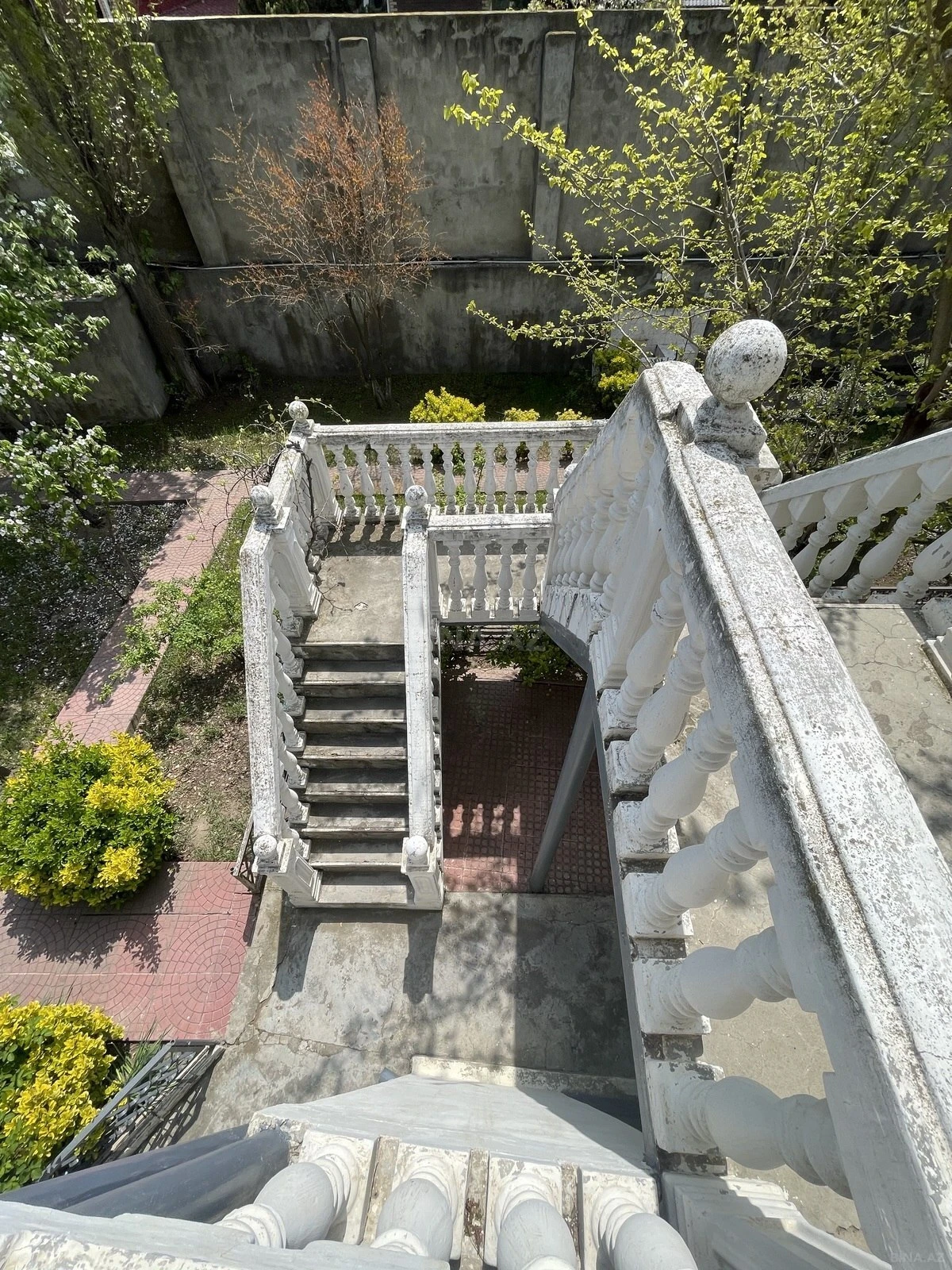 Satılır 7 otaqlı həyət evi 250 m²