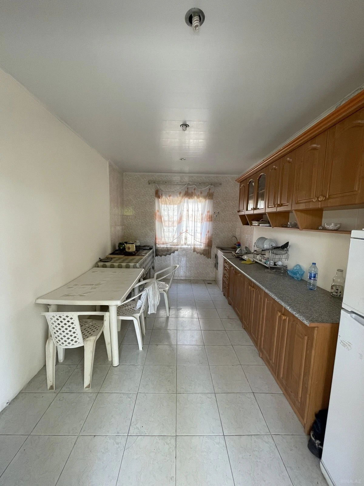 Satılır 7 otaqlı həyət evi 250 m²
