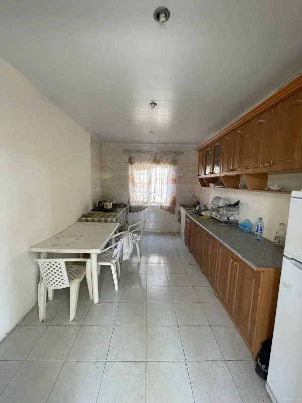Satılır 7 otaqlı həyət evi 250 m²