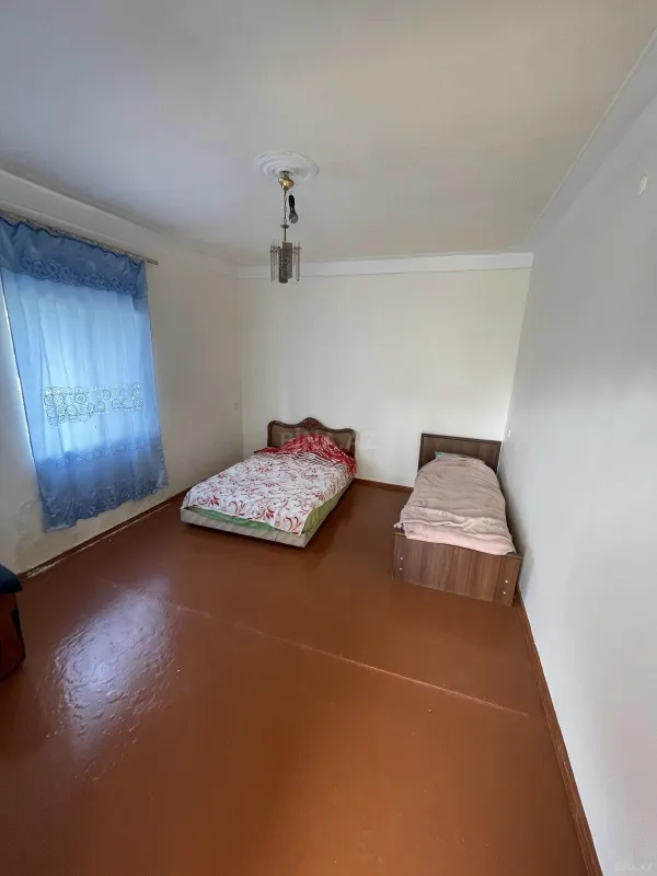 Satılır 7 otaqlı həyət evi 250 m²