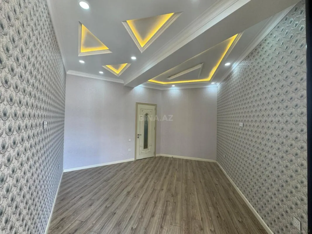 Satılır 2 otaqlı mənzil 93.3 m²