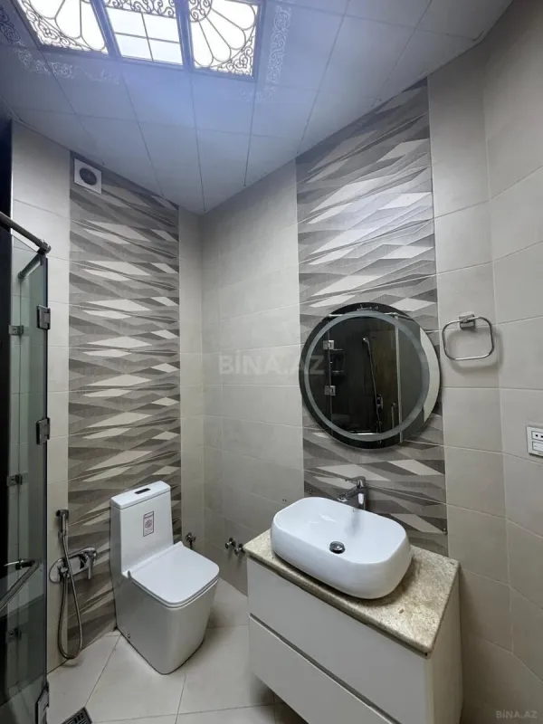 Satılır 2 otaqlı mənzil 93.3 m²