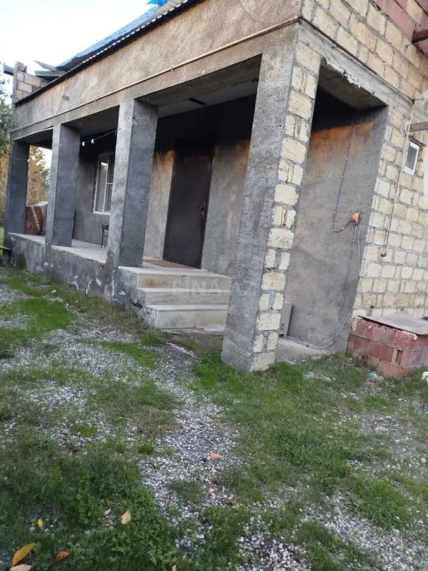 Kirayə verilir 3 otaqlı həyət evi 100 m²