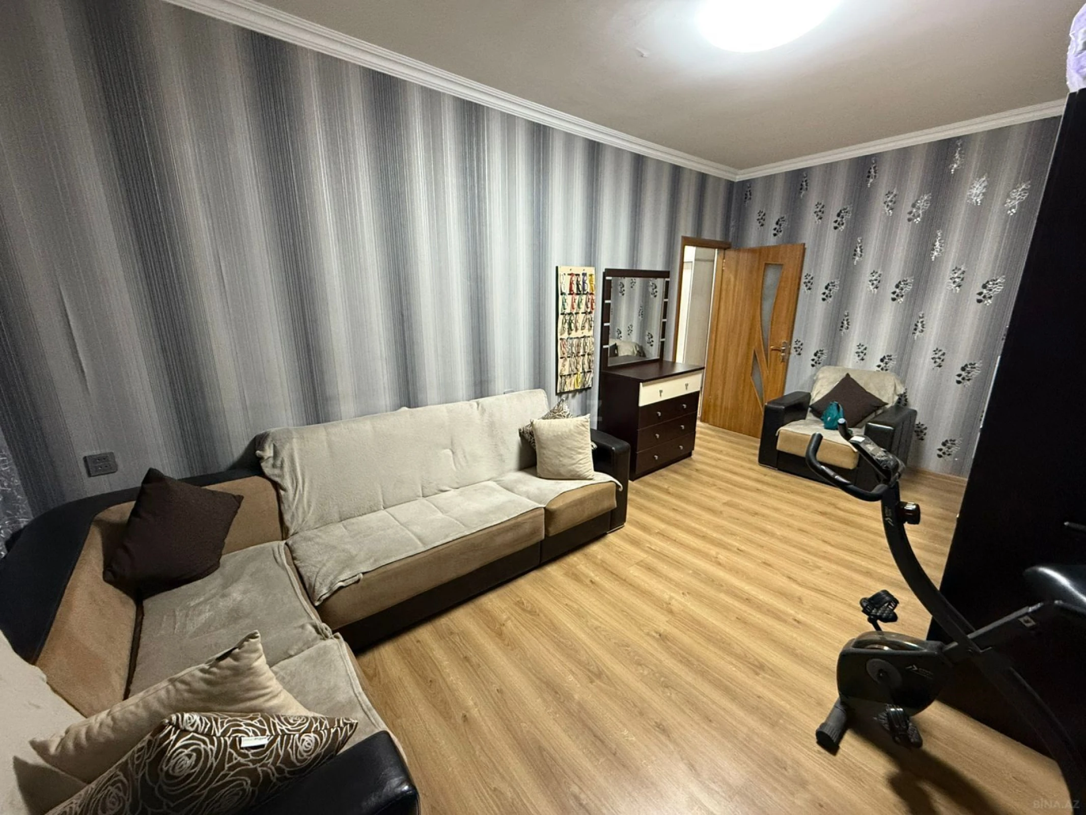 Satılır 3 otaqlı mənzil 80 m²