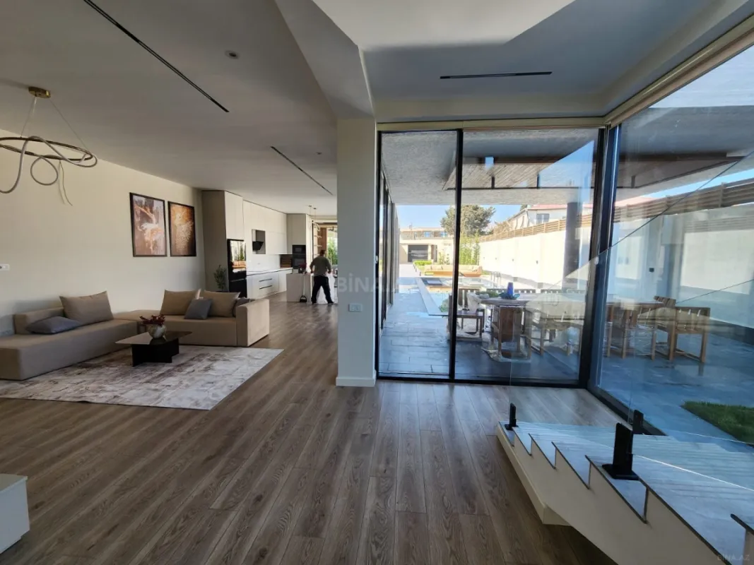 Satılır 5 otaqlı həyət evi 480 m²