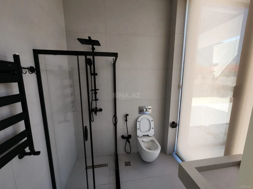 Satılır 5 otaqlı həyət evi 480 m²