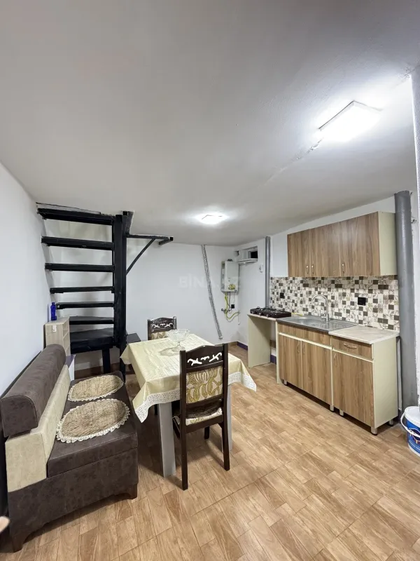 Kirayə verilir 1 otaqlı həyət evi 40 m²