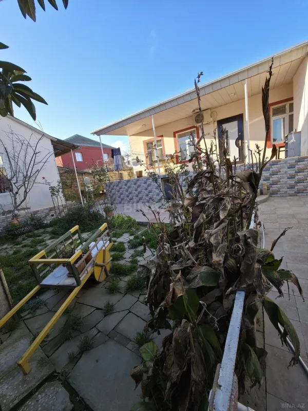 Satılır 3 otaqlı həyət evi 100 m²