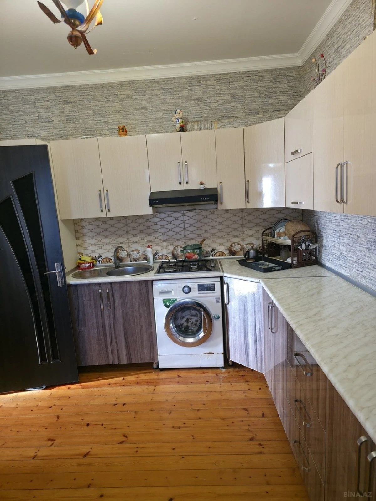 Satılır 3 otaqlı həyət evi 100 m²