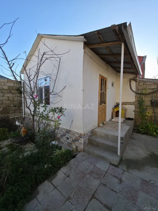 Satılır 3 otaqlı həyət evi 100 m²