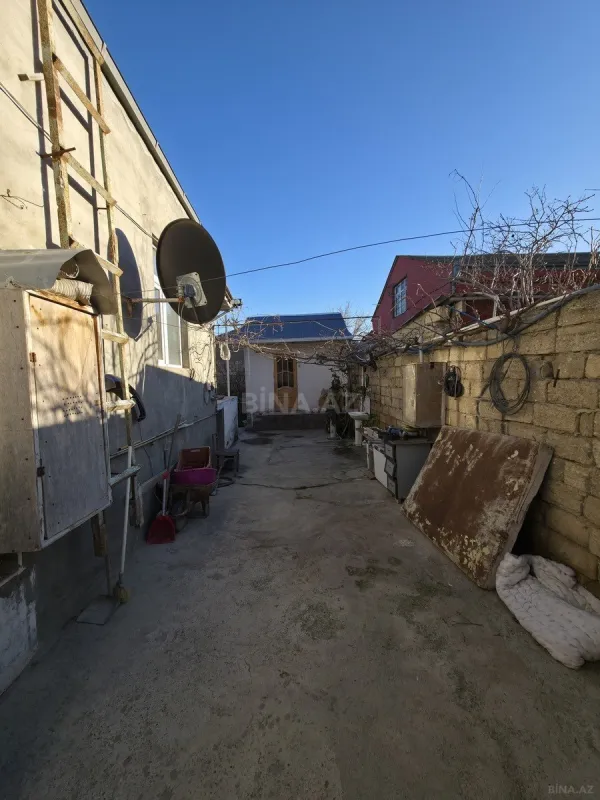 Satılır 3 otaqlı həyət evi 100 m²